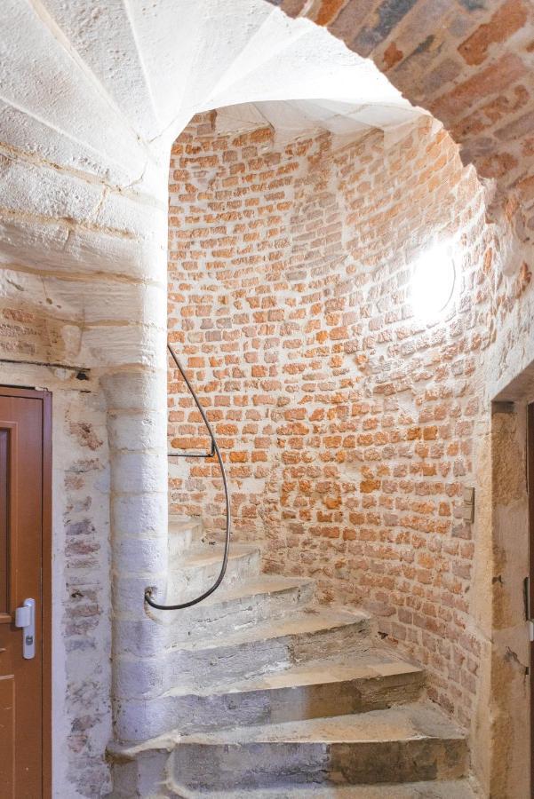 Apartament Renaissance Bourg-en-Bresse Zewnętrze zdjęcie
